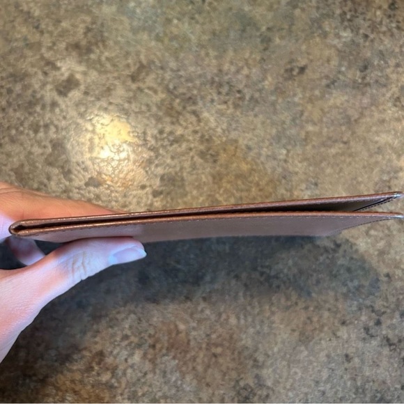 Authentic Louis Vuitton Taiga Leather ID Holder Wallet Light Brown Cognac Color - Picture 8 of 11